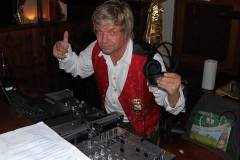 10412002_966777713337771_1675507525365177636_n